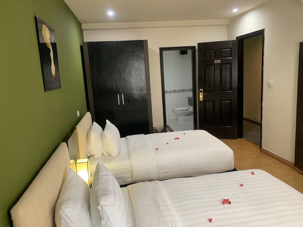 Anise Hotel 12/70