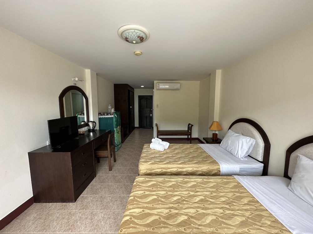 Kata Place Hotel 14/50