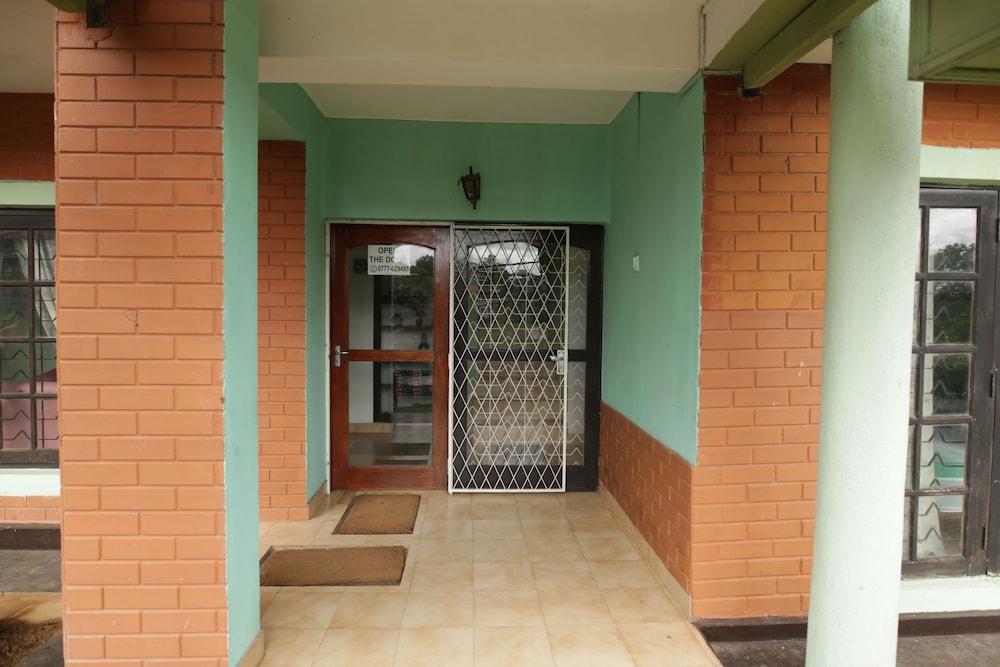 Araliya Holiday Bungalow 26/26