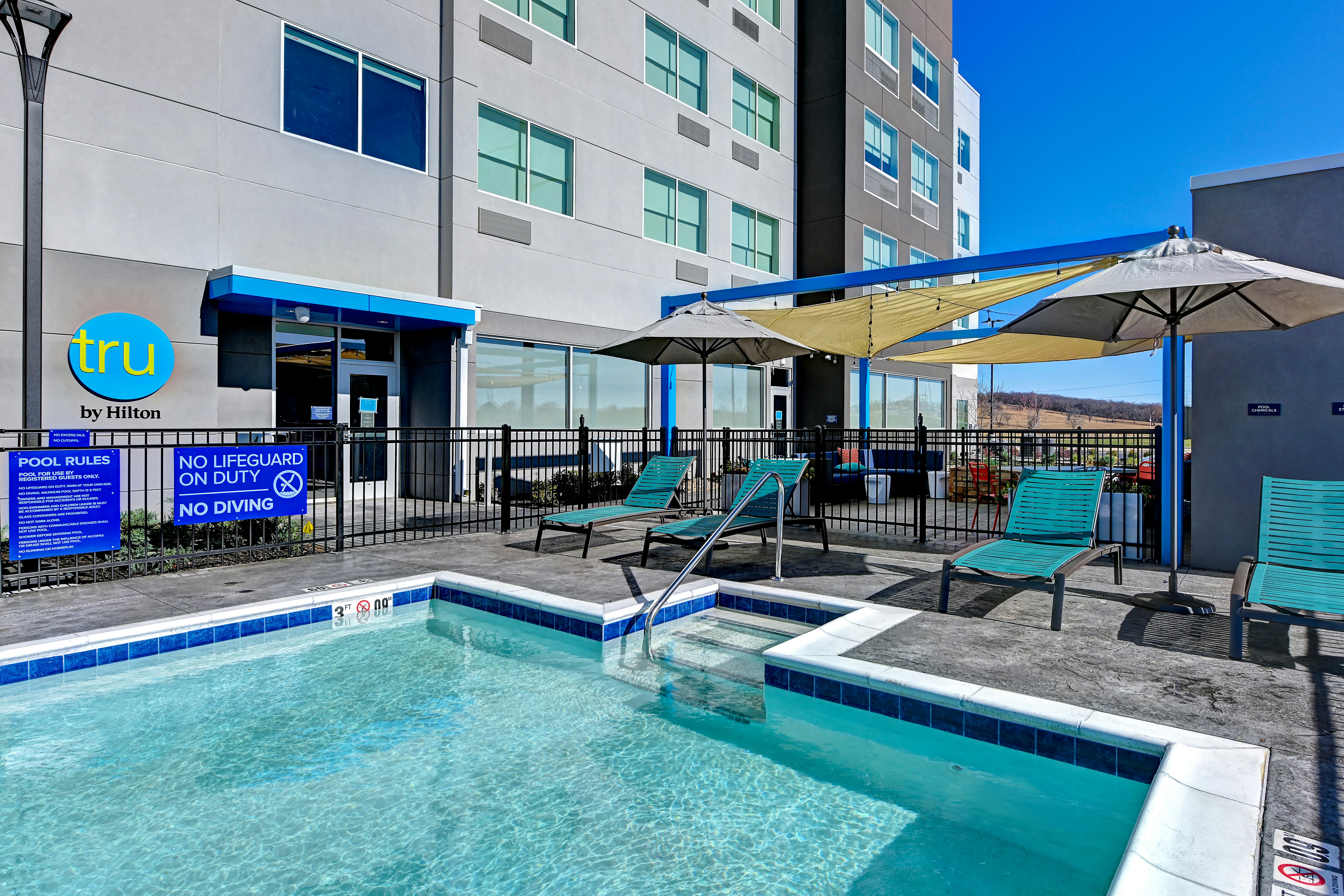 Tru by Hilton Tahlequah 50/55