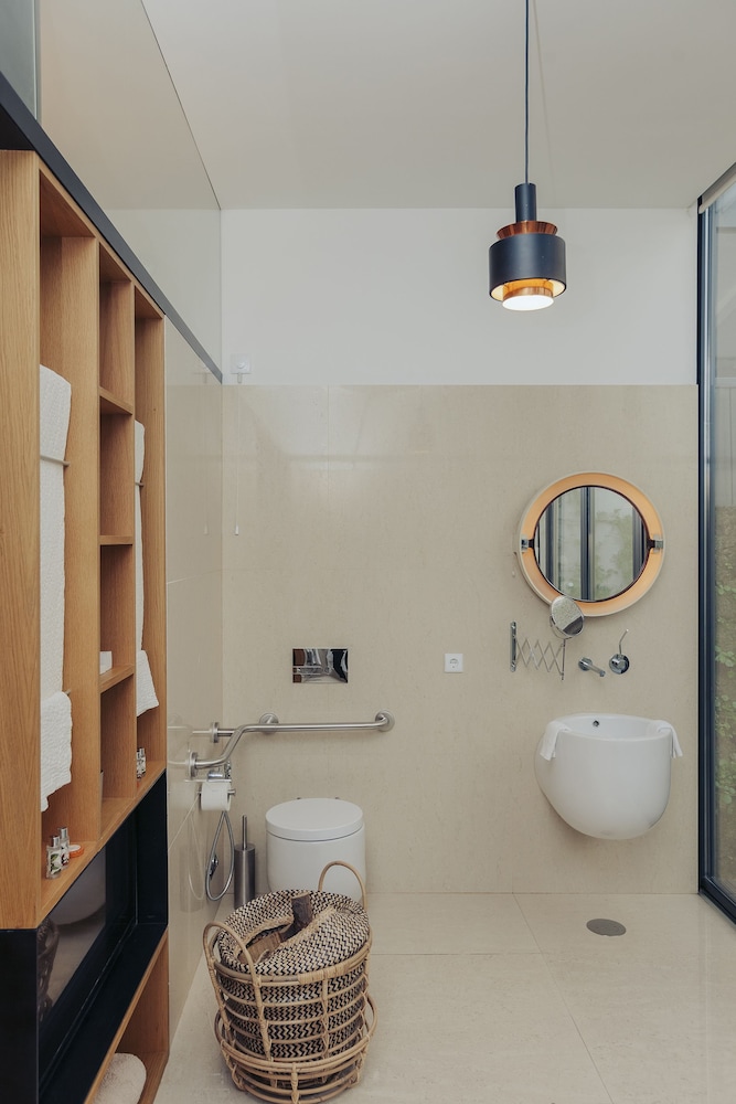 Rosa Et Al Townhouse 48/50