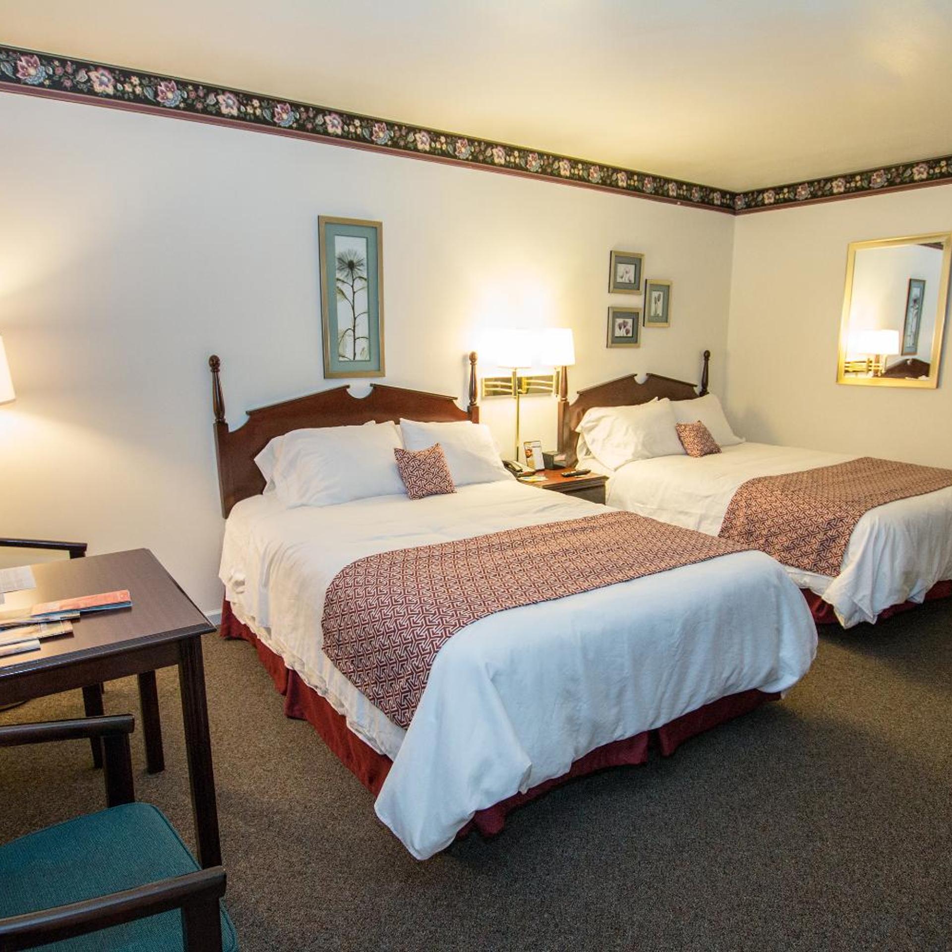Chalet Motel Mequon 16/36