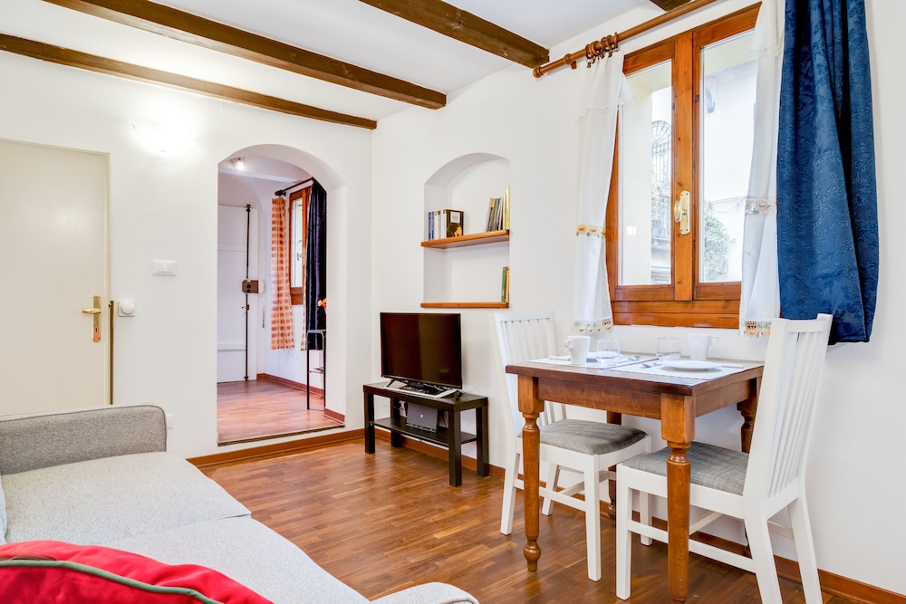 BolognaRoomscom- Santo Stefano Apartments 15/20