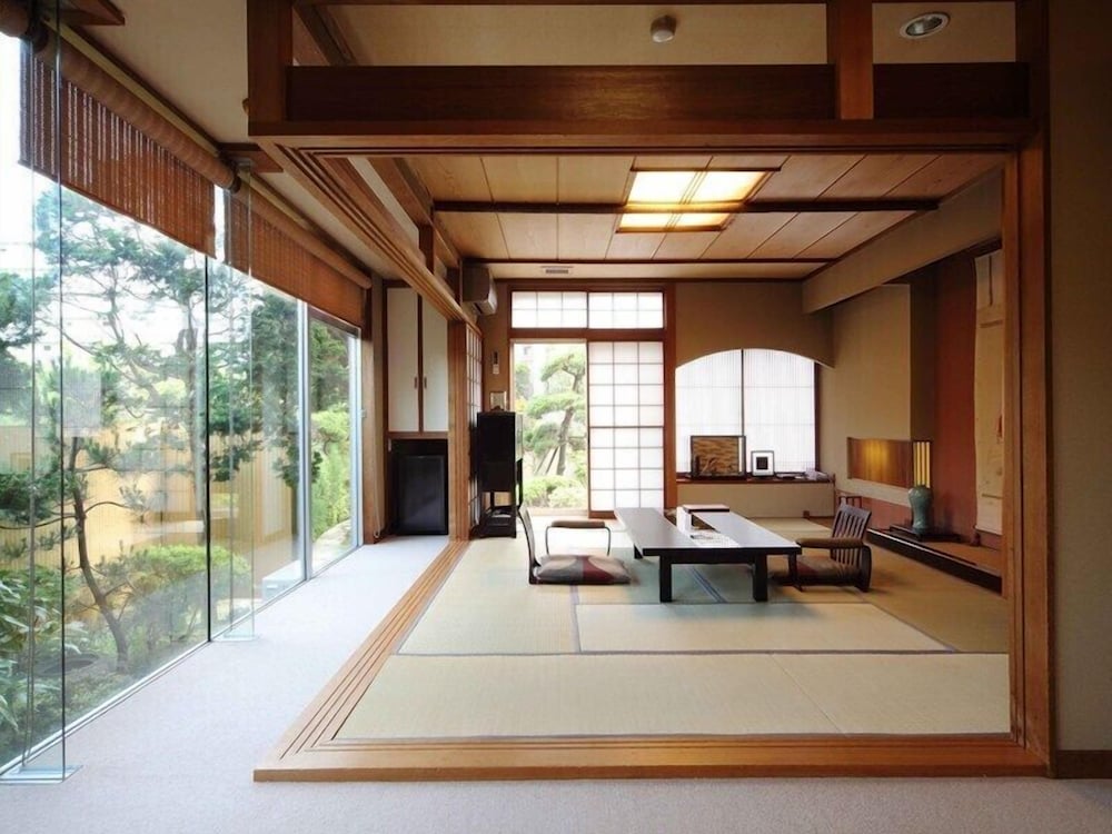 Ryokan Ichinomatsu 1/49