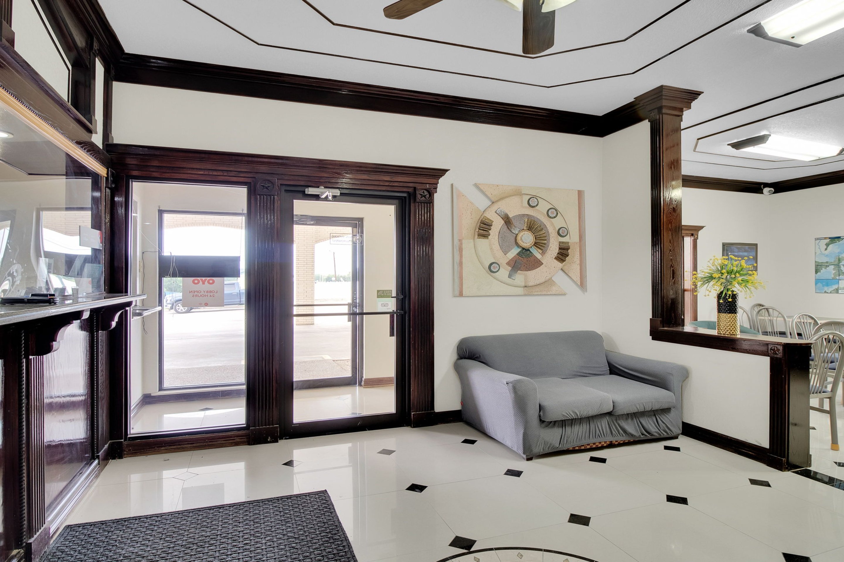 Three Rivers Executive Inn & Suites By OYO 22/37