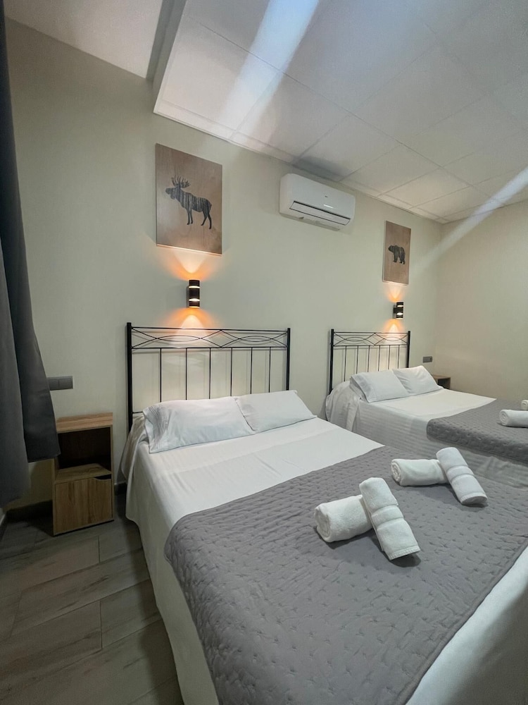 Hostal Balmes Centro 21/50