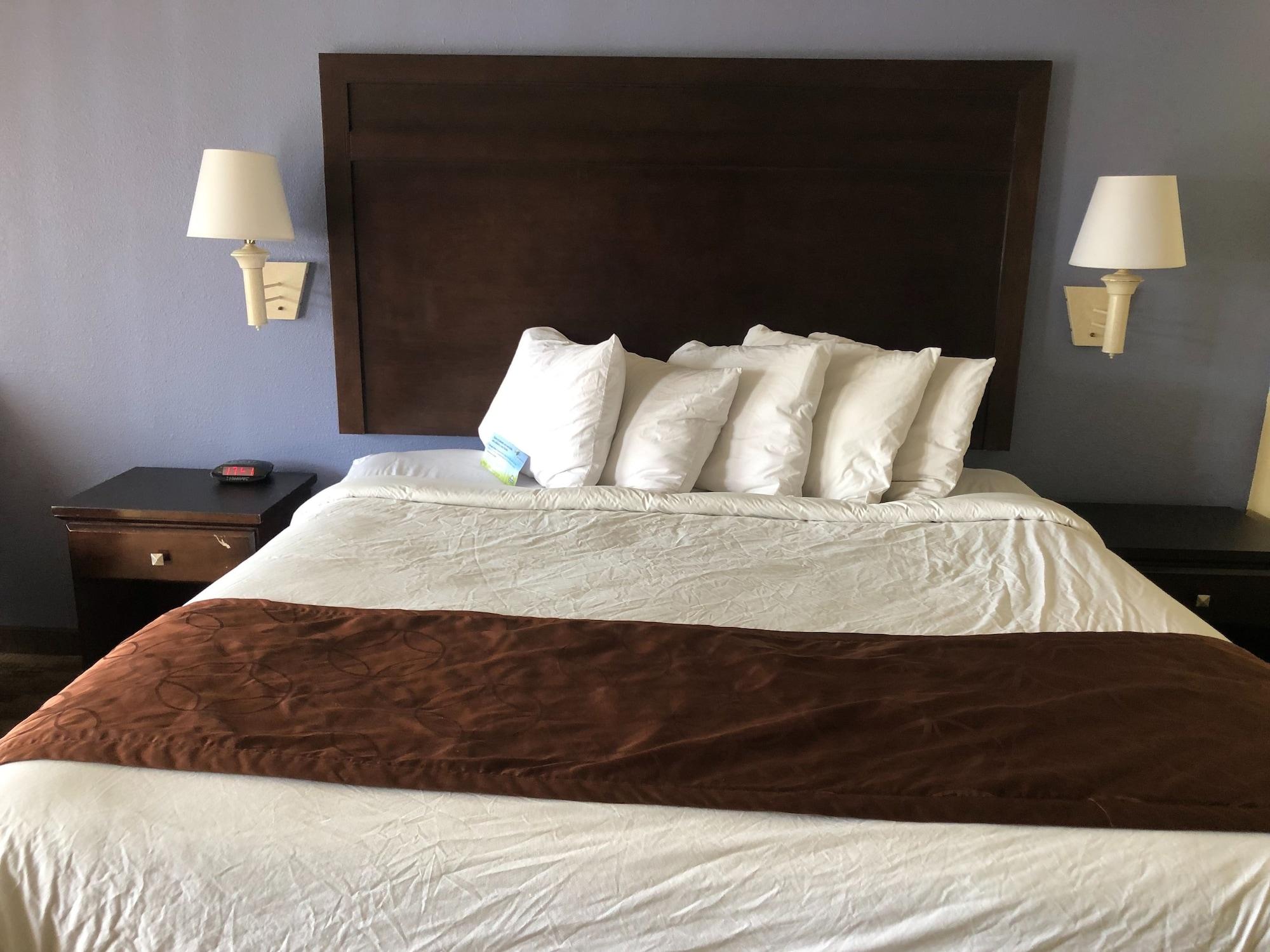 Days Inn By Wyndham Lake Charles 21/32