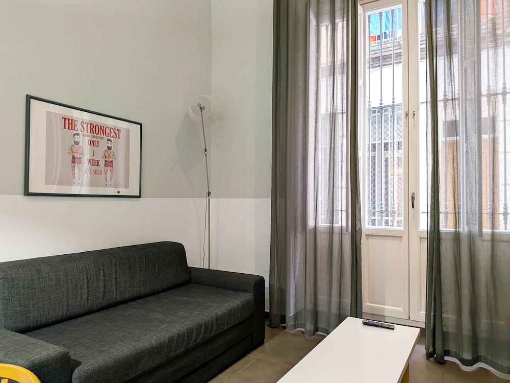 Flats Friends Soho Suites 46/64