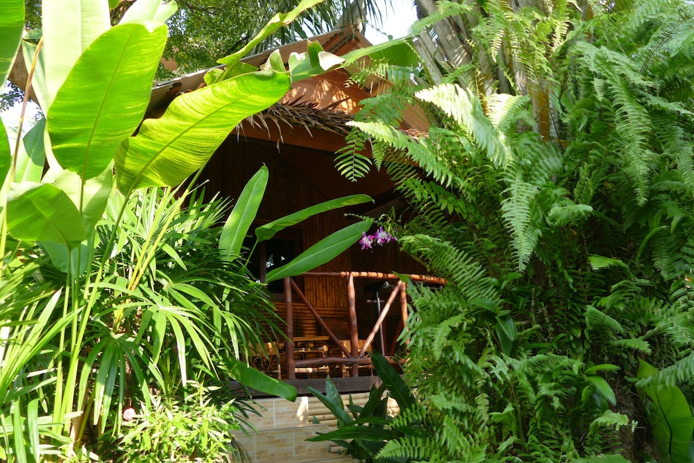 Baan Sukreep Resort 68/78