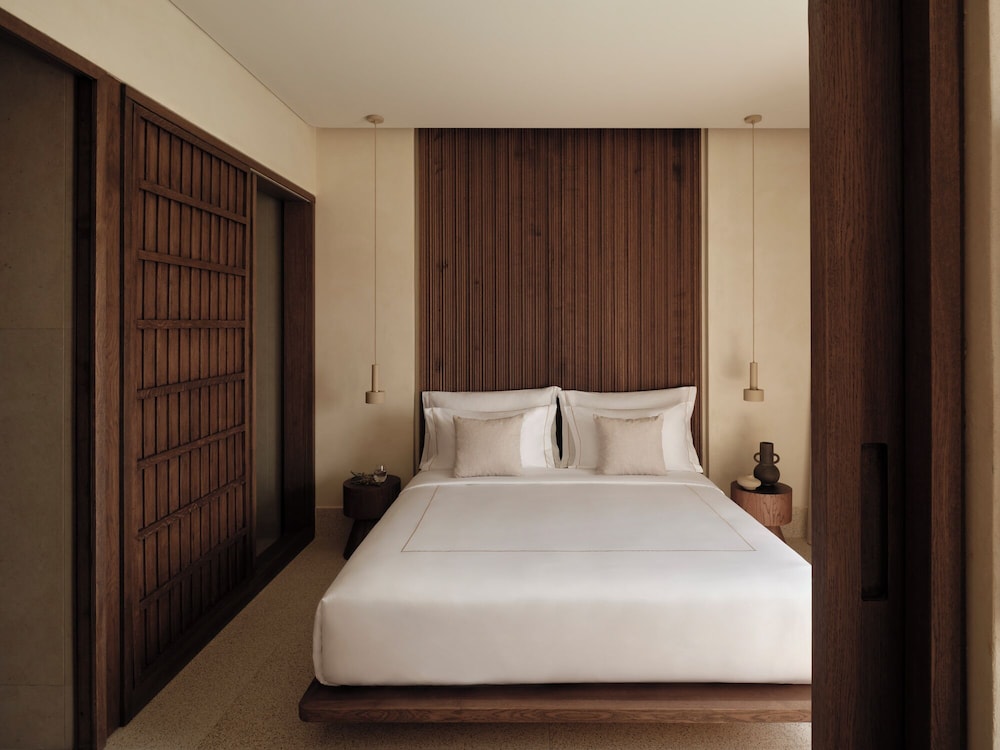 Enarma Suites & Spa 16/65