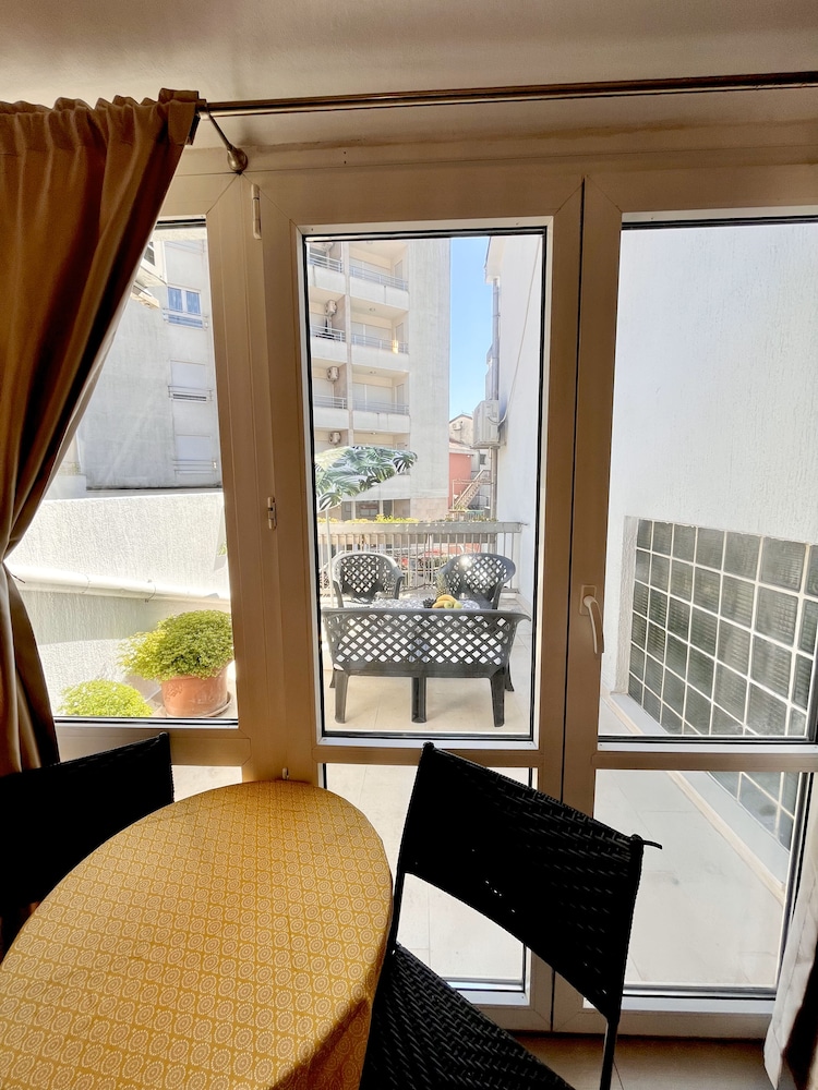 Villa Merci Budva 38/50
