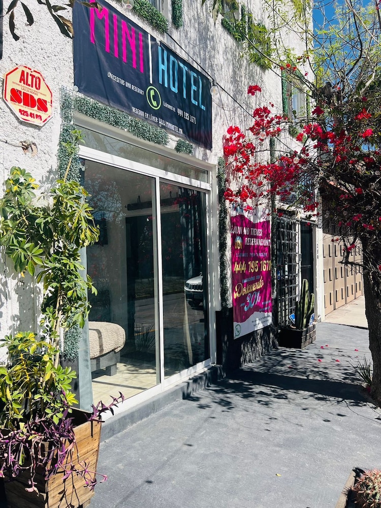 Suites Ejecutivas KenZi 60/67