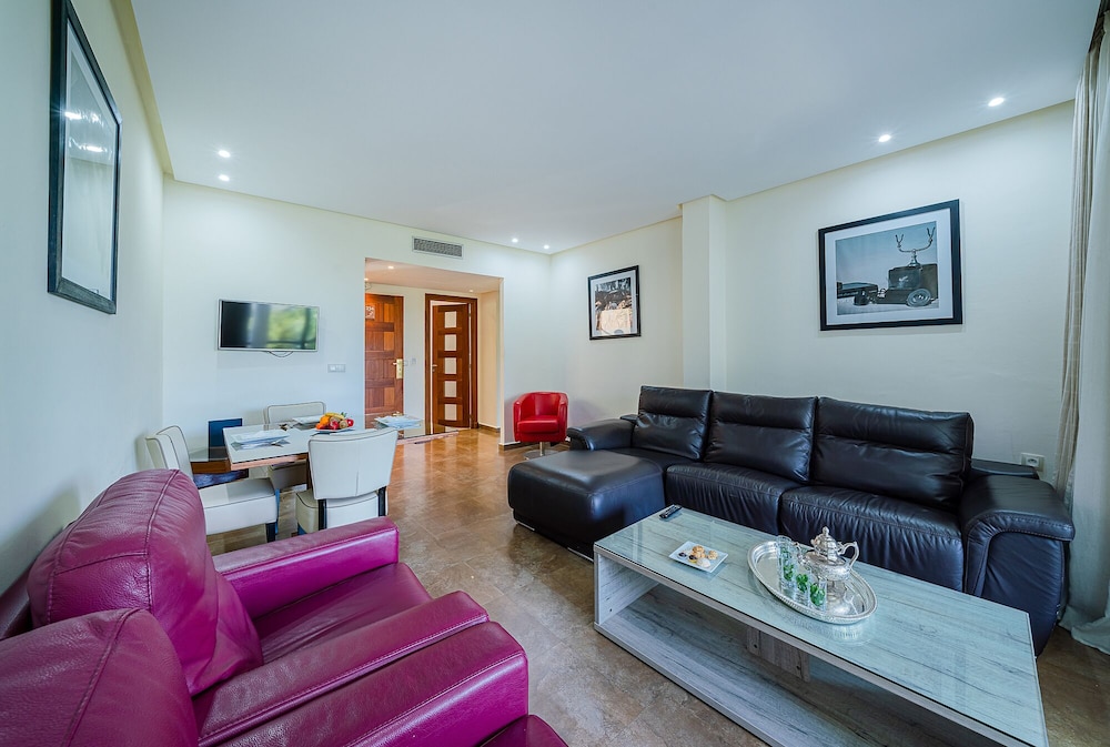 Mnar Castle Apartments 34/75