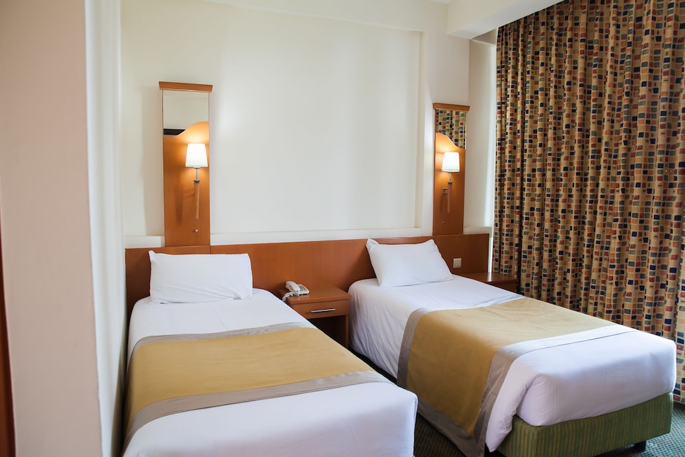 Gorillas City Centre Hotel 12/52