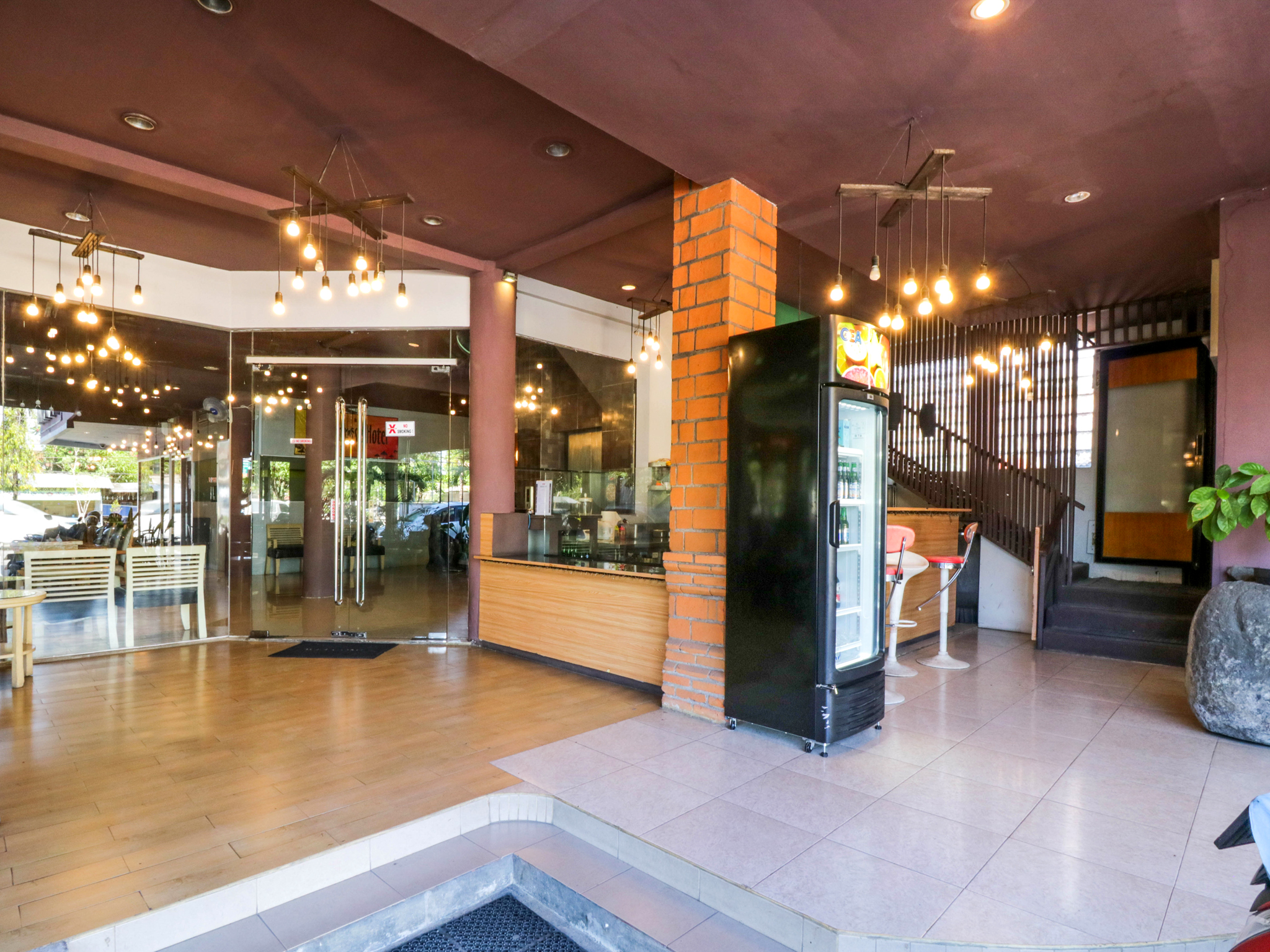 Oyo Flagship 2253 The Sunrise Sanur (Ex. Oyo 2253 The Sunrise Sanur) 5/56