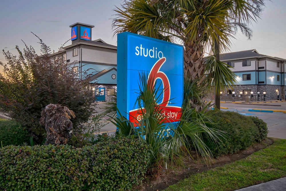 Studio6 Port Arthur, TX - SE 38/47