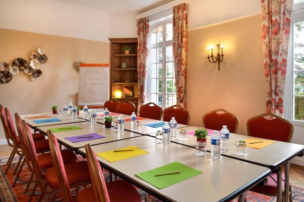 HOTEL LE PARC SOLOGNE 23/27