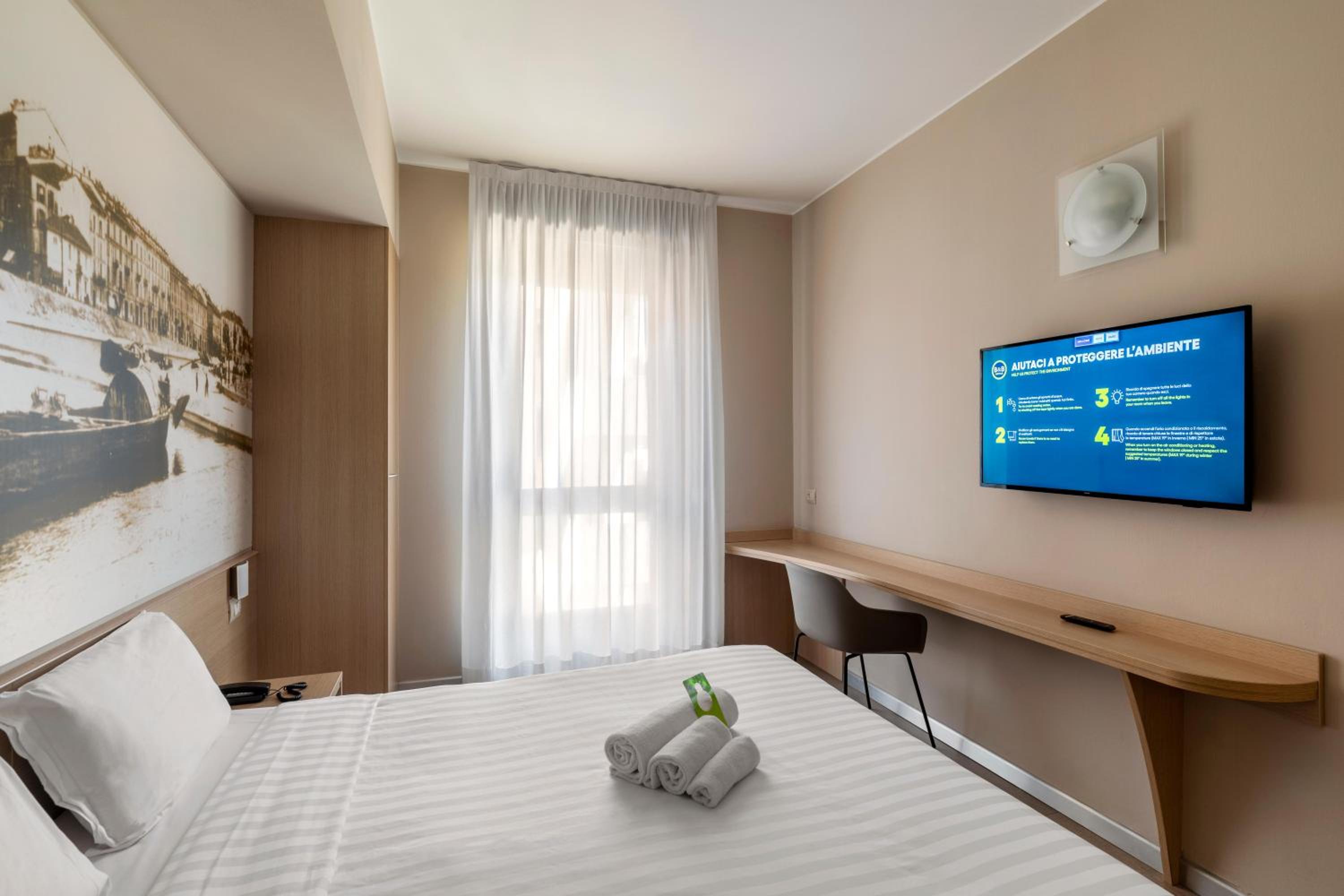 Room, King Bed