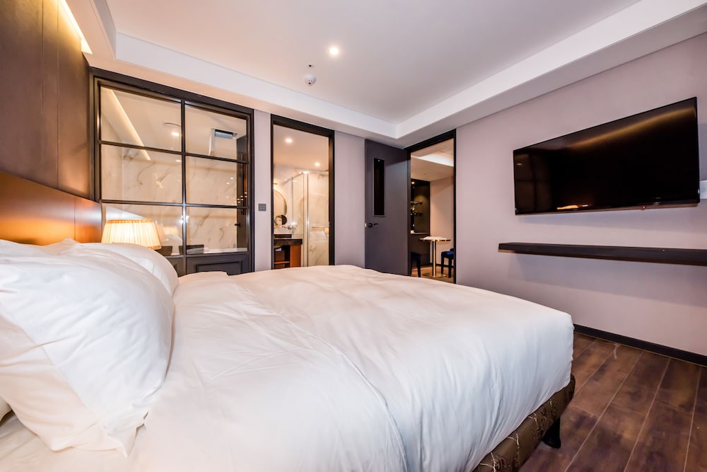 Dyne Oceano Hotel 17/75