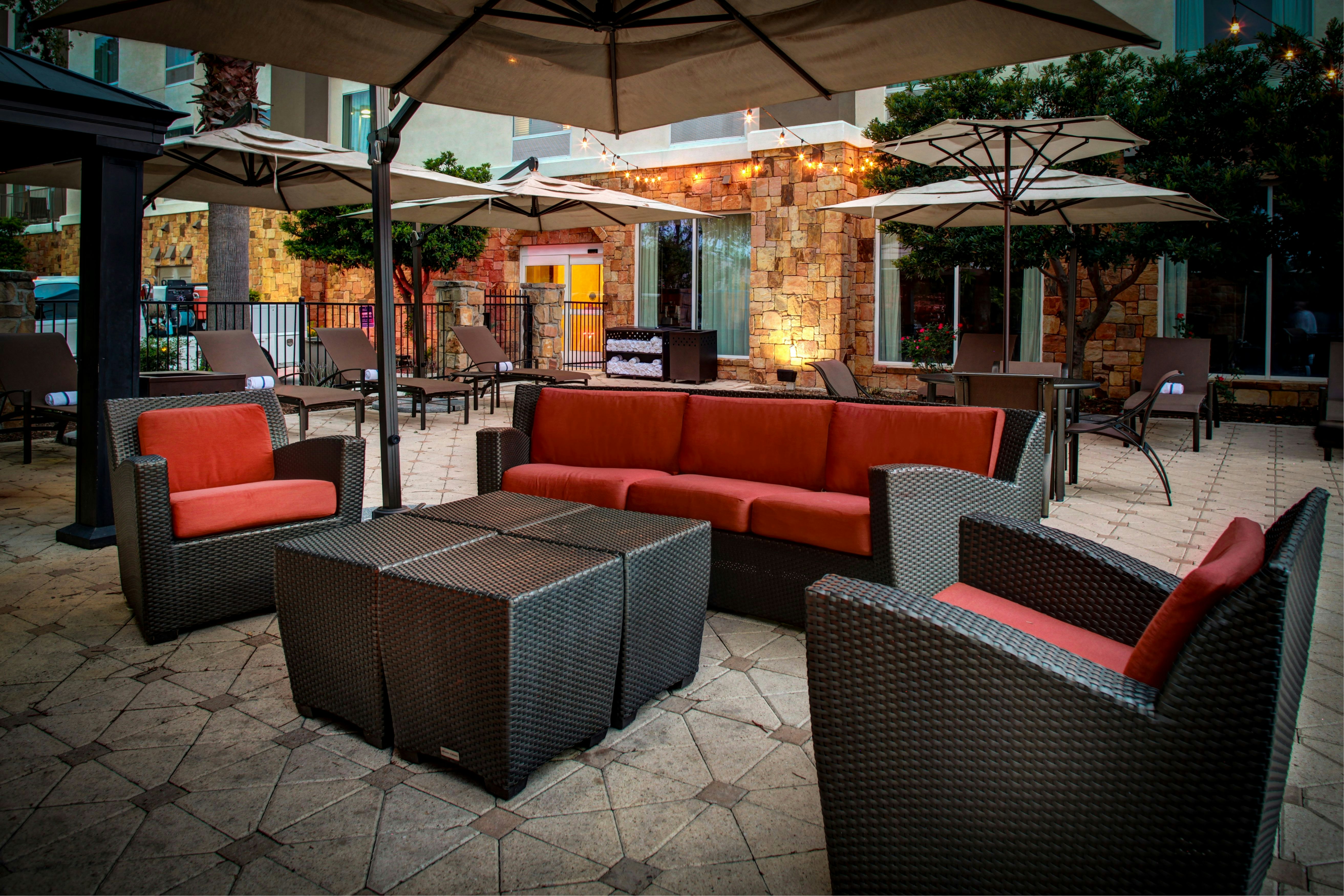Hampton Inn Suites Boerne 26/63