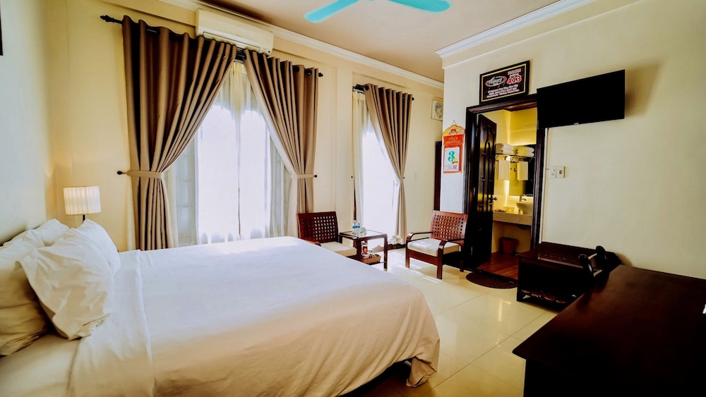 Victory Hotel Hue 8/61