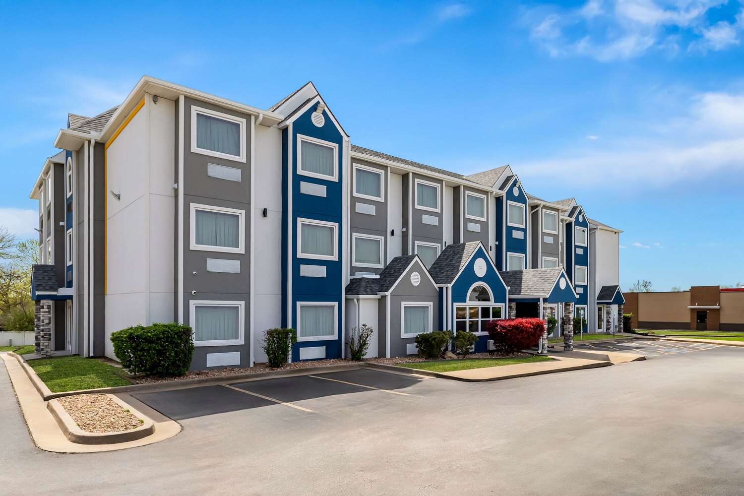 Microtel Inn & Suites by Wyndham Tulsa / Catoosa Route 66 10/17