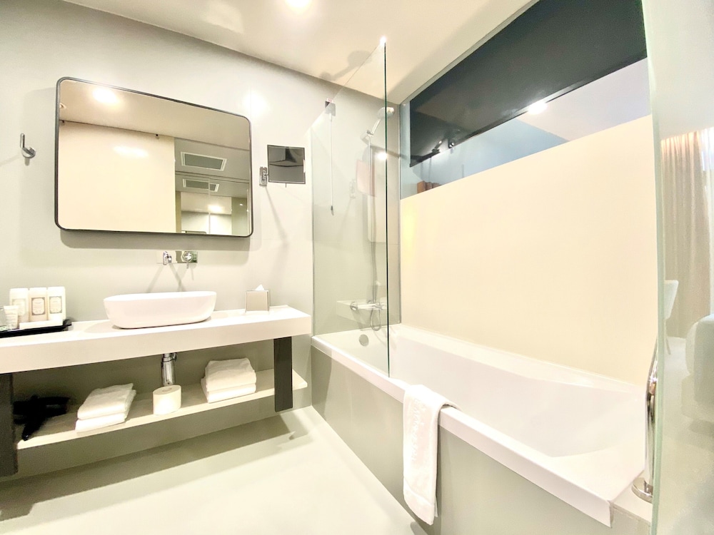 Room, Single, King Bed, Hotel Verde Mar and Spa 5/5
