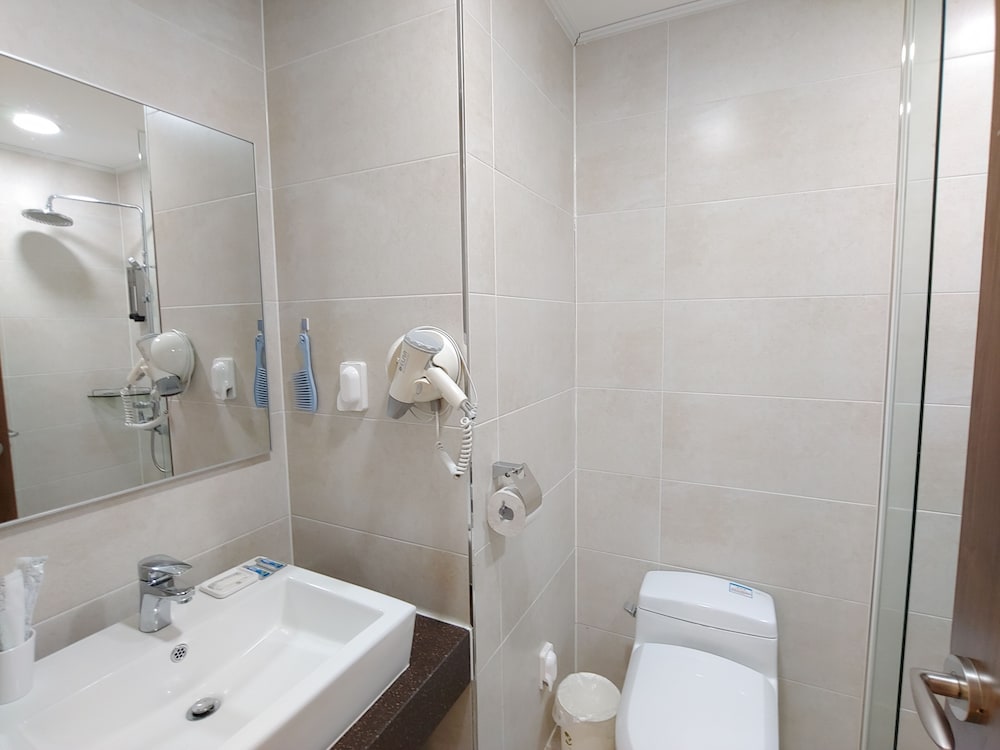Jeju Ocean Blue Hotel 51/61