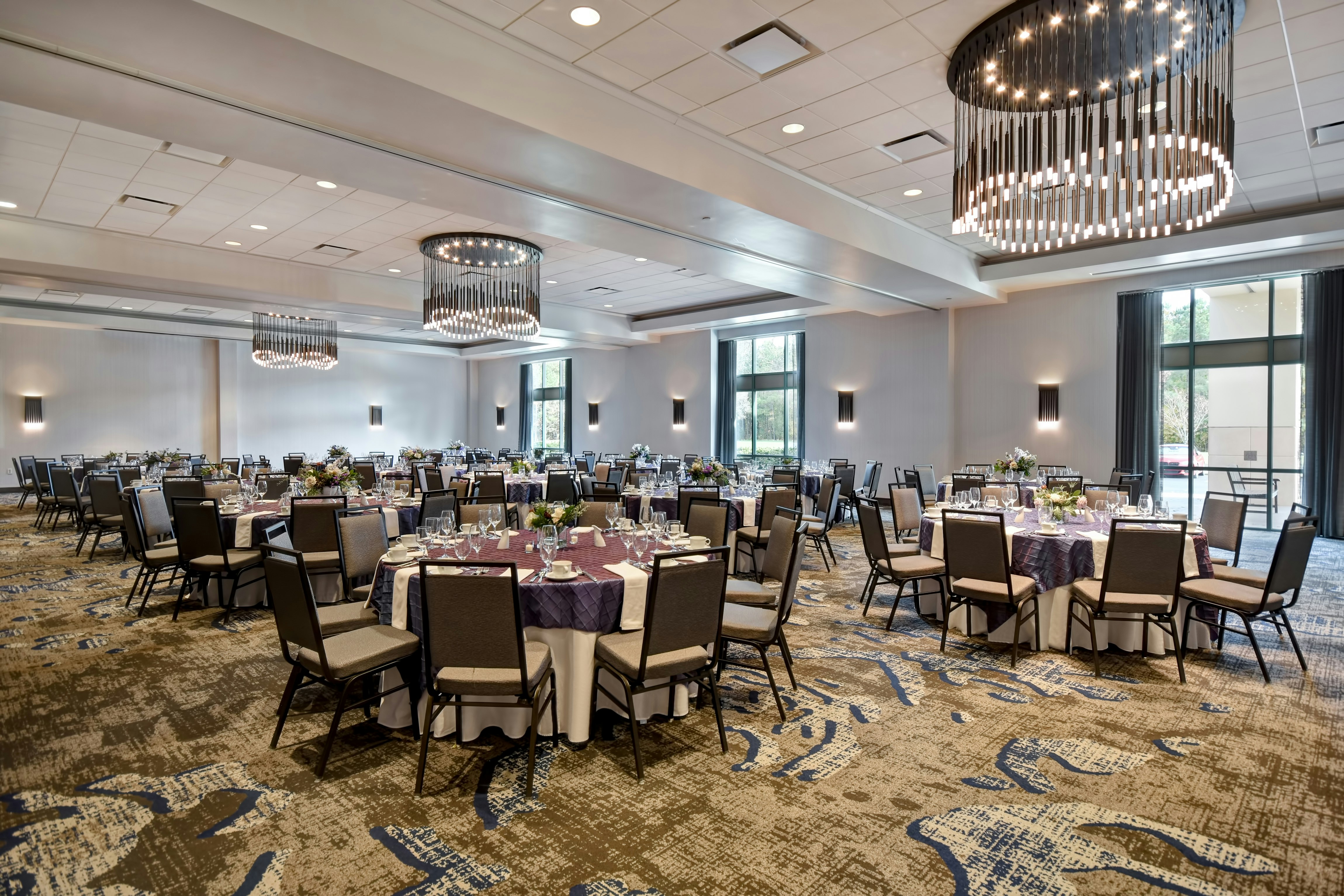 Embassy Suites by Hilton Raleigh Durham Research Triangle 66/71
