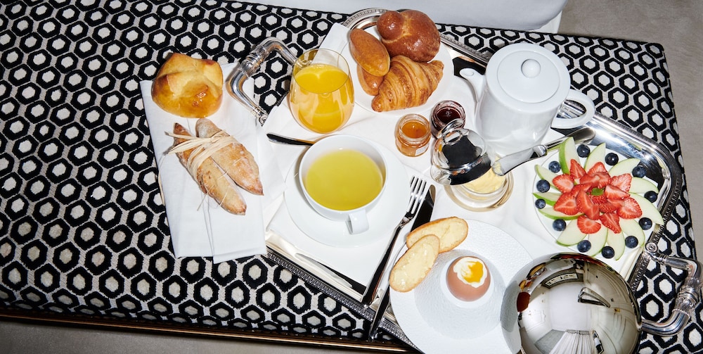 SOFITEL GUIYANG HUNTER 42/54