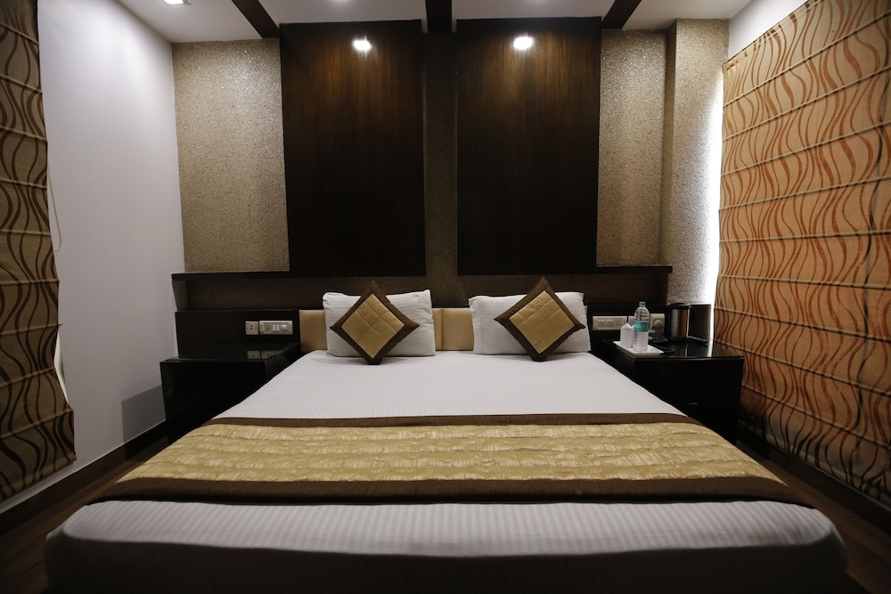 HOTEL DELHI PRIDE 21/42