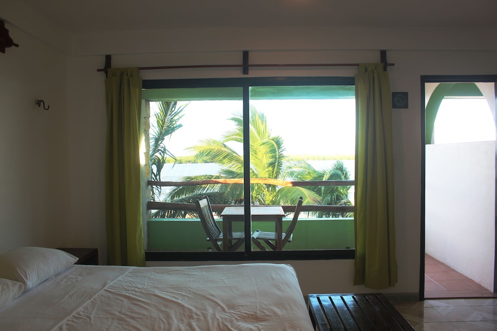 Hotel Villa De Pescadores 33/55