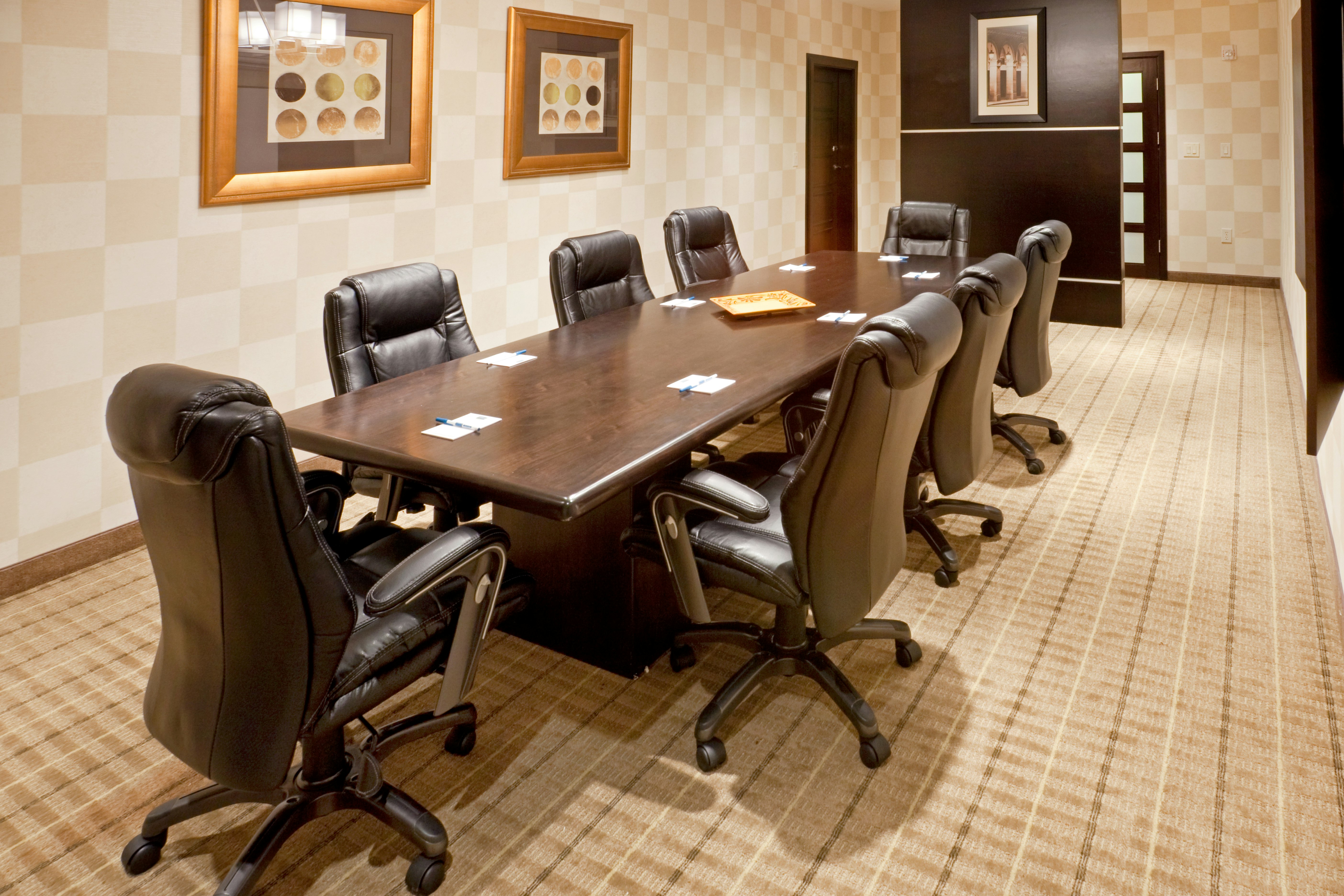 Staybridge Suites Dfw Airport North 66/75