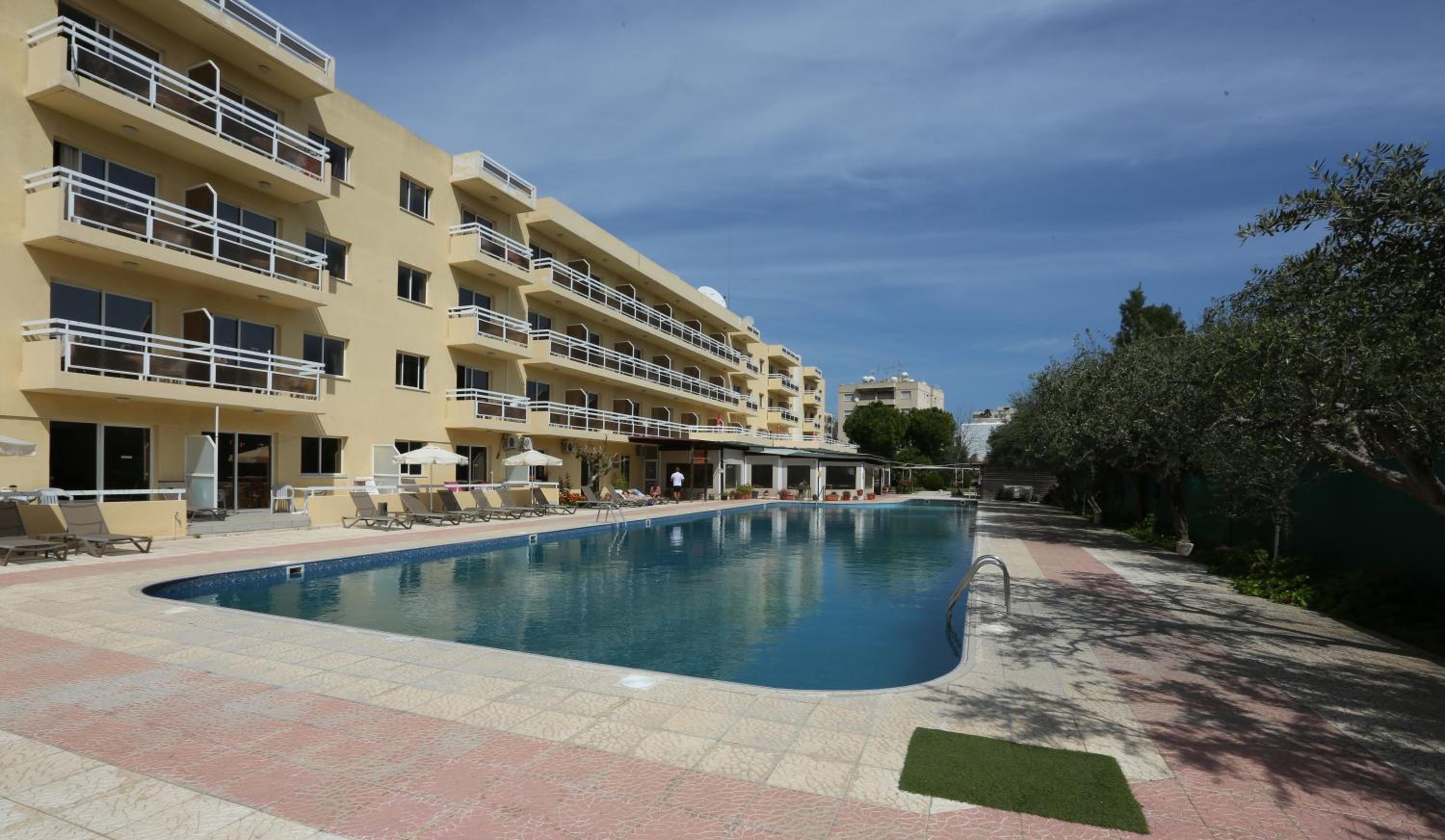 Sunquest Gardens Holiday Resort 4/51