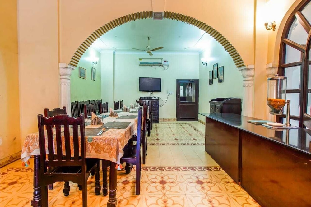 UTSAV NIWAS 20/23