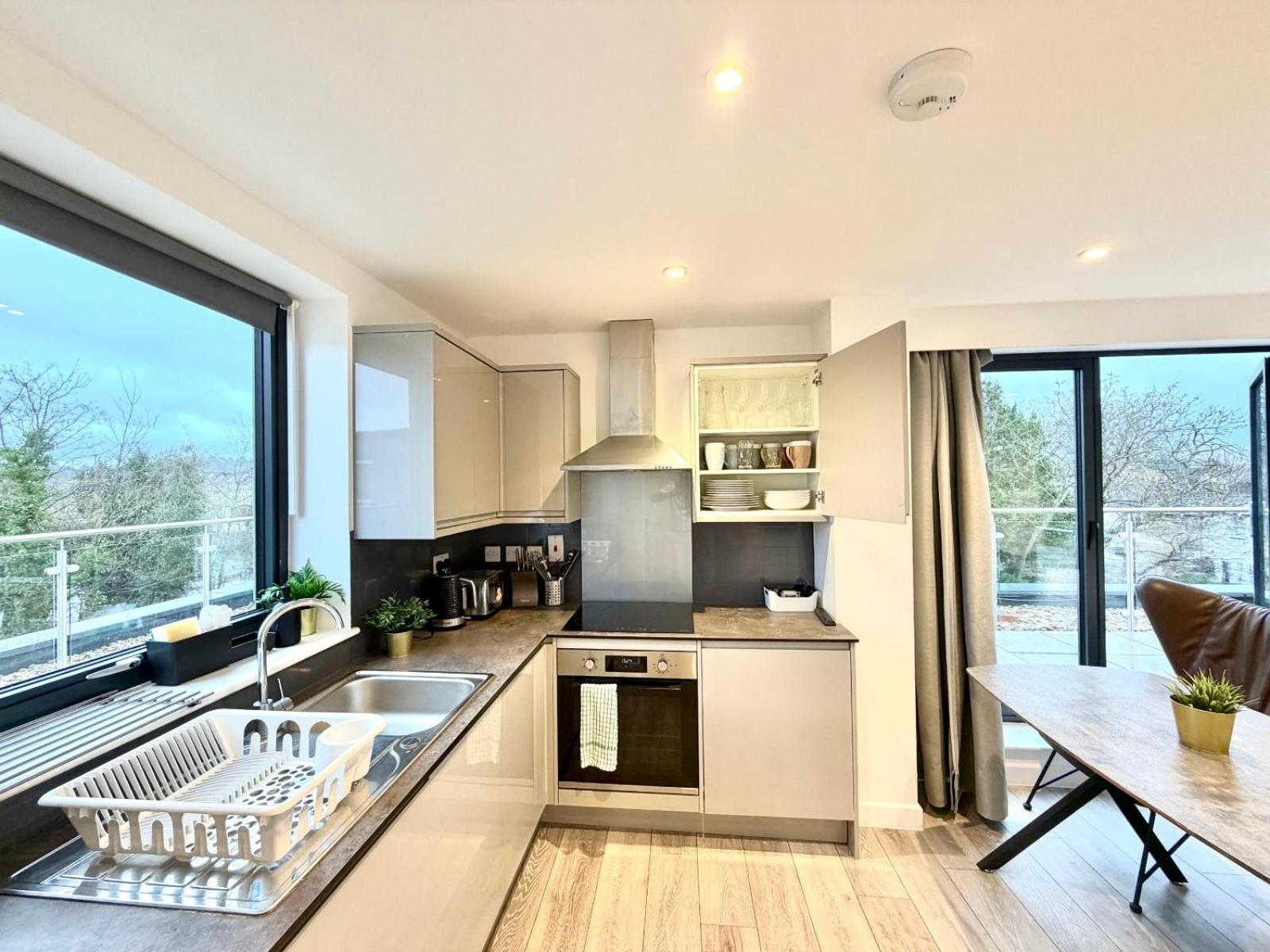 Hampton Suites Serviced Apartments 11/23