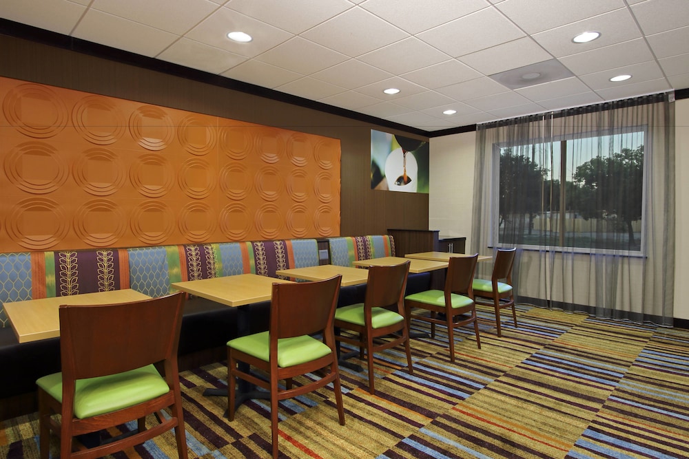 Fairfield Inn Suites By Marriott Fresno Clovis 35/36