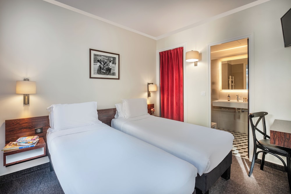 Hotel College De France 30/61