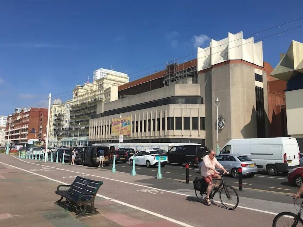 Ibis Brighton City Centre Station 66/75