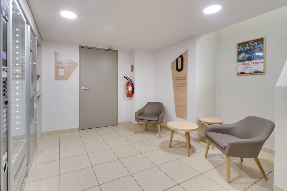 B&B HOTEL Frejus Puget-sur-Argens 23/37
