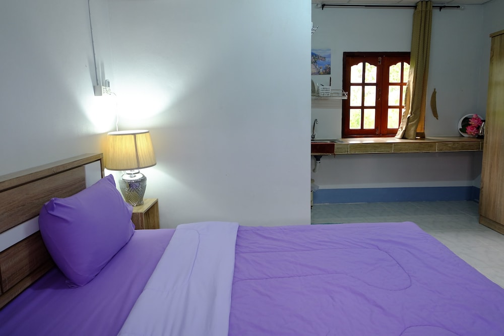Sirimongkol Resort 24/51