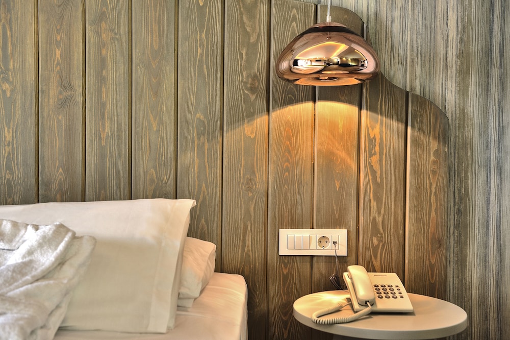 Elia Bettolo Hotel 47/69