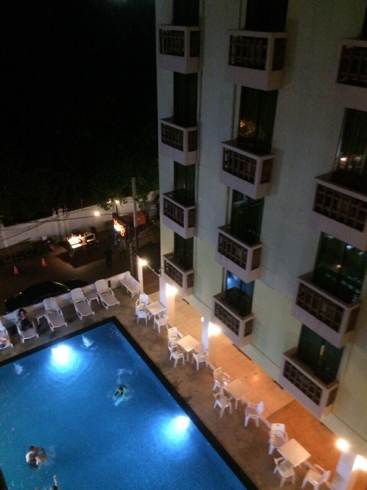 Mango Lagoon Place 6/50
