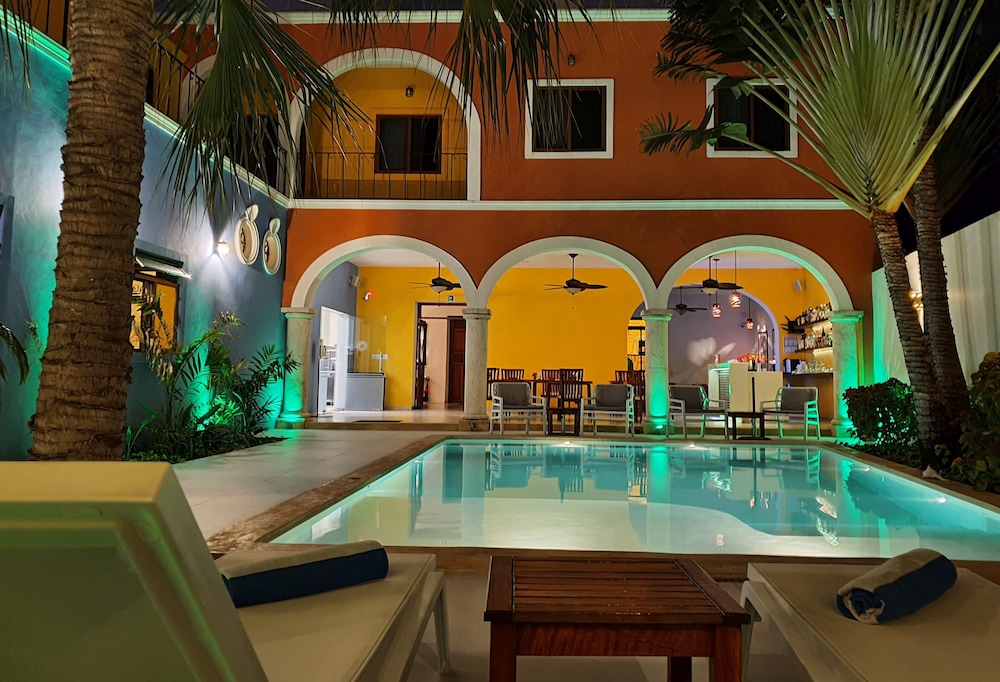 Hotel Merida Santiago 54/78