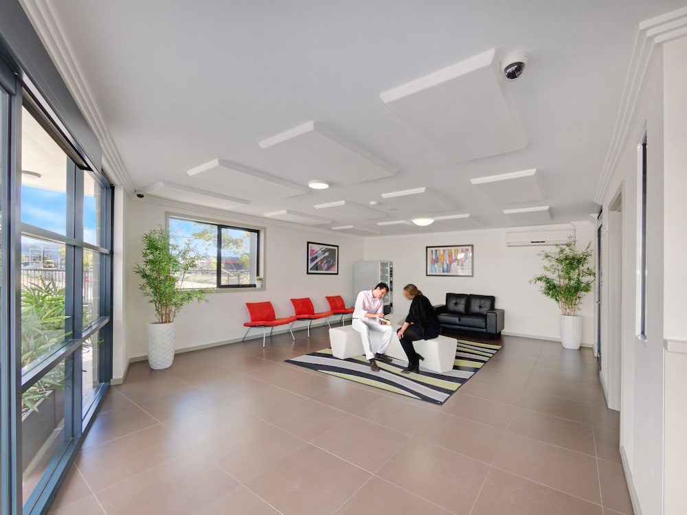 ValueSuites Penrith 17/60
