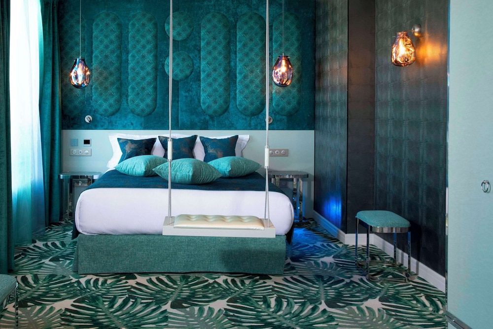 Boudoir, Superior, Queen Bed