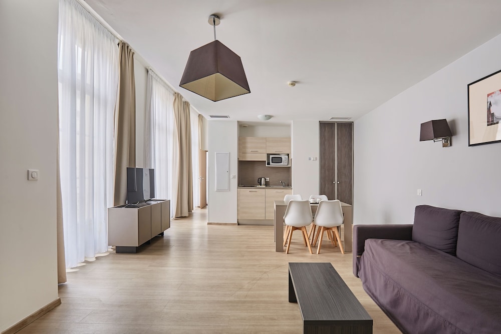 Appart hotel Odalys City Montpellier Centre Gare St Roch 39/60