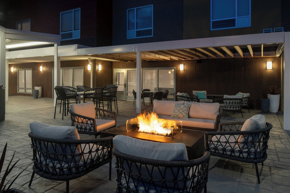 TownePlace Suites by Marriott West Lafayette 14/23