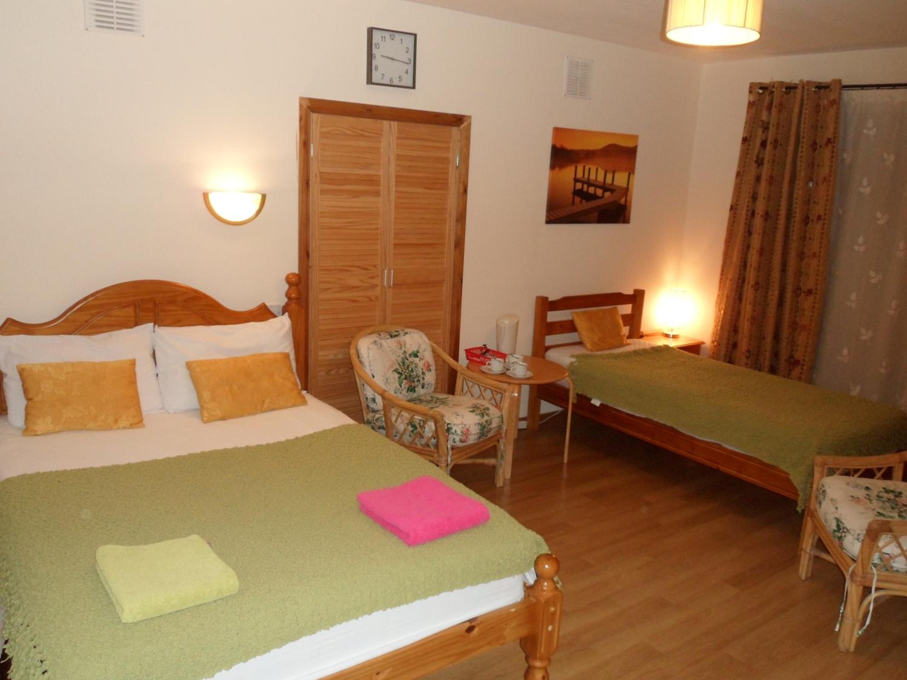 Stansted Airport Lodge 12/27