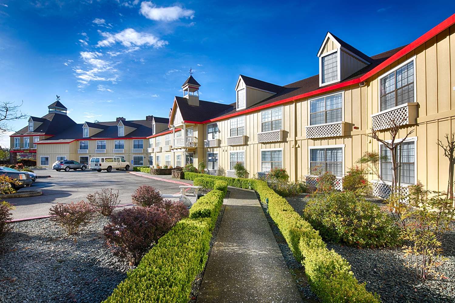 Red Lion Inn & Suites Auburn 35/36
